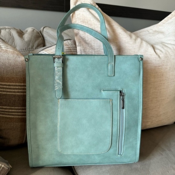 WRANGLER leather aztec concealed carry turquoise tote bag NWT - Picture 16 of 16